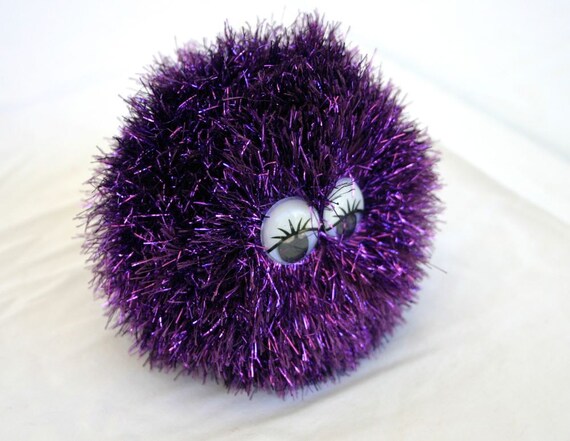 fluffy ball toy