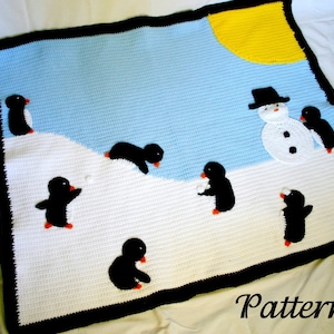 Pinguïn Afghaans PDF gehaakt PATROON winters tafereel deken deken beestje vogel sneeuw zon sneeuwpop blauw zwart wit geel speels schattig interieur