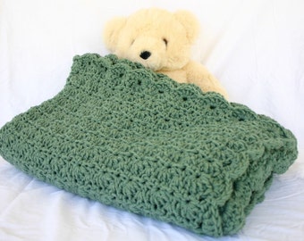 Crochet afghan green lap blanket couch throw thyme sage shell pattern thick home decor sage bedding solid grass color double stranded