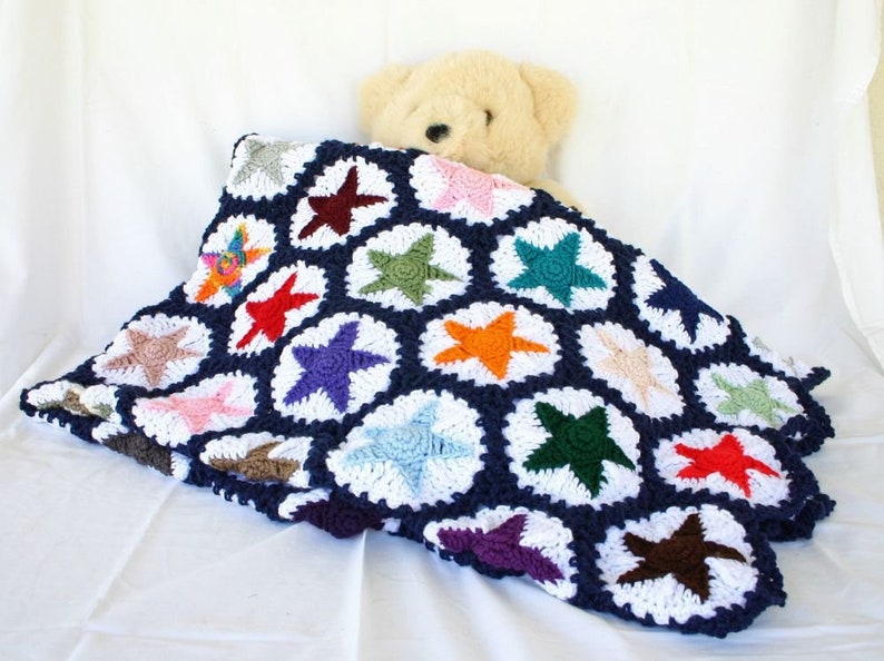 Crochet stars afghan navy blue white colorful couch throw blanket kid bedding child scrap yarn hexagons granny square home decor green red image 1