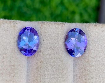 Natural Violet Blue Tanzanite Pair, Oval Gemstones, 2.30 Carat