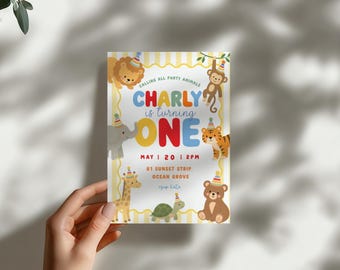 Invitación de primer cumpleaños con temática de animales de safari amarillos. Plantilla editable de Canva para el primer cumpleaños de Wild One.