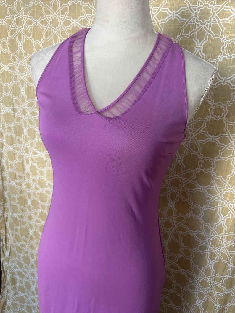 Vintage BCBG Lila Carrie Bradshaw Klänning bild 1
