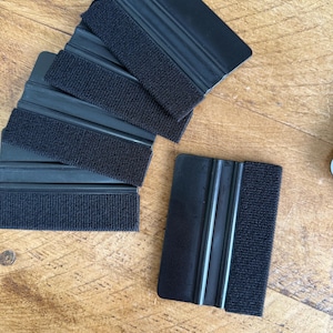 Squeegee applicator tool
