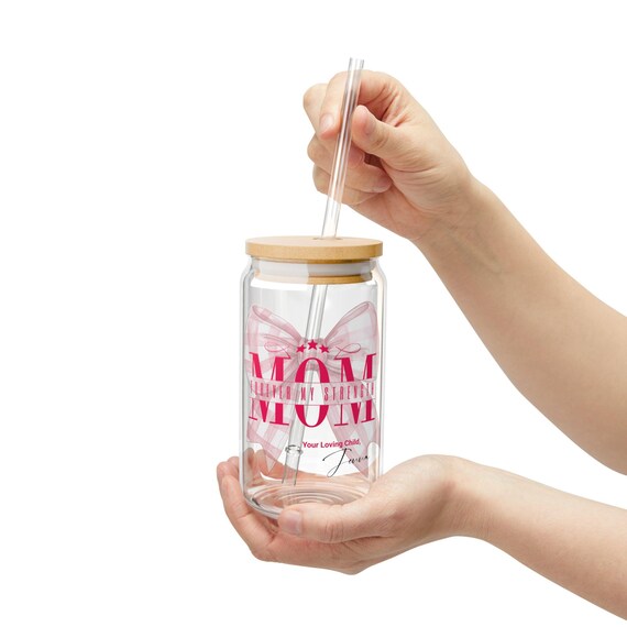 Tumbler con nome personalizzato - Tumbler da viaggio per ragazze - Tazza con cannuccia - Regalo per la festa della mamma - Regalo di compleanno per lei - Tumbler da vino isolato - Italia