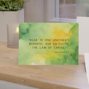 Cartões de felicitações com versículos bíblicos, Gálatas 6:2, pacote com 10, 30 e 50, papelaria religiosa, cartões com versículos bíblicos, aquarela verde, suporte