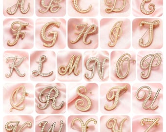 Broche com letra, Broche inicial, Broche com letra, Broche com letra vintage elegante, Broche com letra para buquê de noiva, Broche de esmalte com alfabeto, Presente personalizado