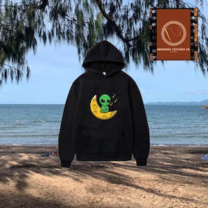 SINGING ALIEN HOODIE