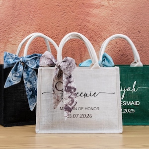 Personalized Burlap Bridesmaid Tote Bag: Monogram Jute Beach Tote