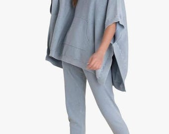 Poncho con capucha ultraligero CozyChic de Barefoot Dreams, azul, talla 3X