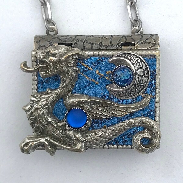 STORYTELLER NECKLACE main image 1