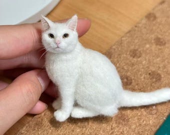 Custom Needle Felted Cat Sculpture, Personalized Pet Memorial