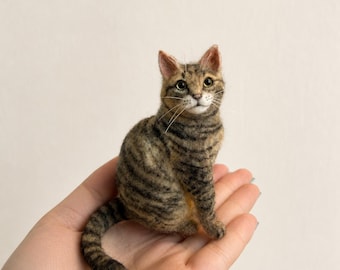Custom Needle Felted Cat Portrait, Personalized Pet Replica, Handmade Memorial Gift for Cat Lovers