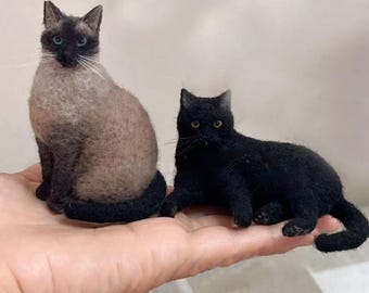 Custom Mini Felted Cat Sculpture ,Personalized Wool Pet Figurine
