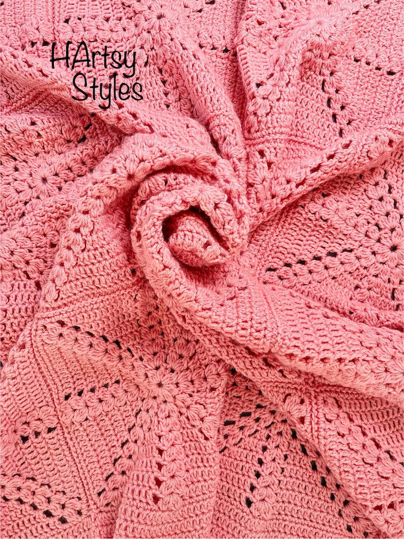 CROCHET PATTERN Modern Chunky Granny Square Blanket Nordic Motif PDF crochet-pattern-modern-chunky-granny-square-blanket-nordic-motif-pdf
