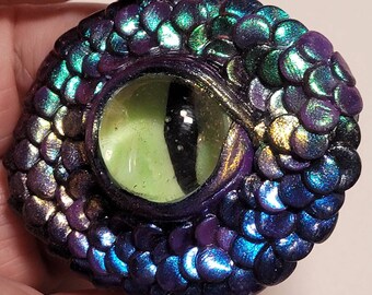 Malefvolent Dragon - Glow in the Dark Dragon Eye - Pendant, Badge, Element - Charm - Mad Dash Studio