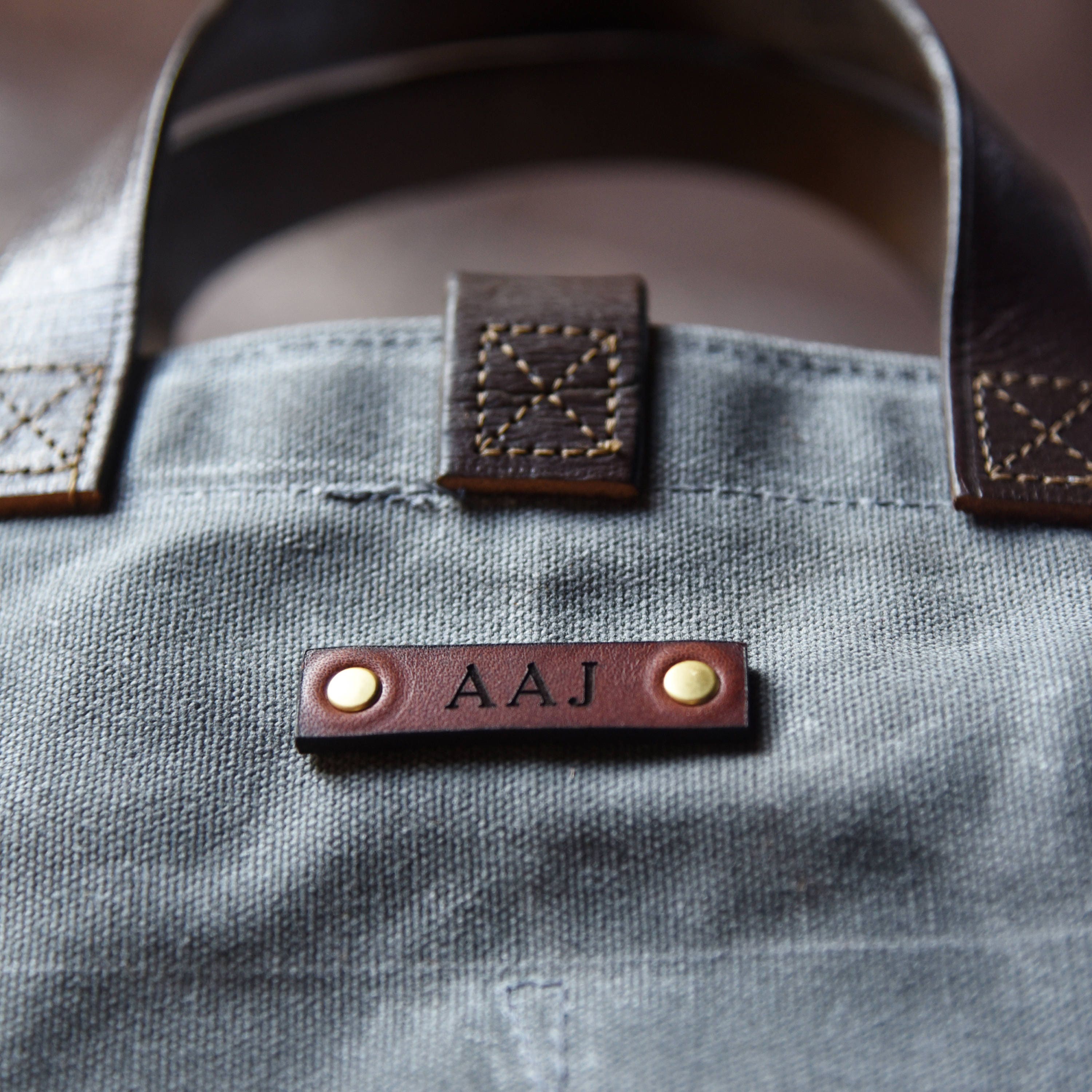 custom leather pouches