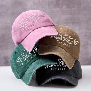 Personalized Dad Embroidered Hat | Custom Grandpa Hat with Est Year | Vintage Baseball Cap for New Dad | Father's Day Gift for Dad, Papa