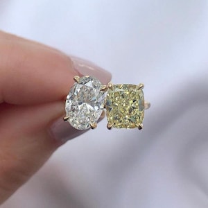 Women&#39;s Toi Et Moi Ring, Yellow Cushion & White Oval Cut CZ Stone Wedding Ring, Two Stone Engagement Ring, Valentine&#39;s Gift Ring For Her