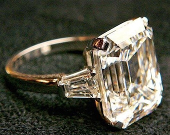 Trilogy Ring For Women, Emerald Cut With Tapper Baguette CZ Stone Engagement Ring, Three Stone Wedding Bridal Ring, Mother&#39;s Day Gift Ring