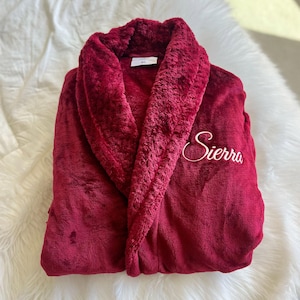 Personalized Embroidered Plush Bathrobe: Custom Monogrammed Fleece Robe