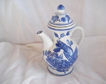 Formalities/Braum Brothers Blue & White Porcelain Coffee/Tea Pot