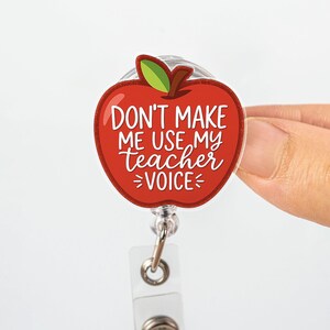 Bobine de badge vocal pour enseignant, porte-carte d'identité rétractable pomme amusant, cadeau mignon pour enseignant, clip pour badge d'école, accessoires pour enseignant, cadeau pour enseignant