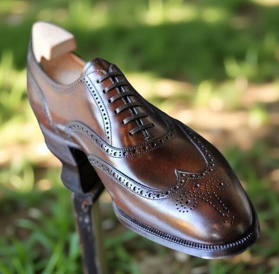 Hand Crafted Men display picture 1