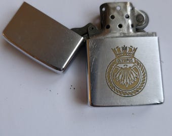 Isqueiro Zippo recarregável a gasolina e pederneira - Emblema do submarino Olympus