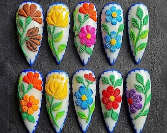 Geborduurde bloemenpers op nagels, volkskunstbloemnagels, 3D bloemennagels, handgemaakte persnagels, kleurrijke bloemnagels, Cottagecore-nagels