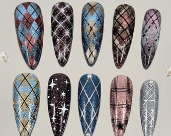 Argyle geruite pers op nagels Glitter preppy nagels Blauw roze geruite nagels Handgemaakt Aangepast formaat