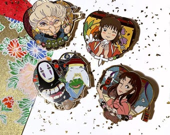 はち✨神キーホルダー ちいかわ】神戸限定「ポートタワー」ダイカットキーホルダー