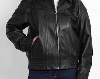 Chaqueta bomber extragrande de piel de cordero: corte clásico para mujer