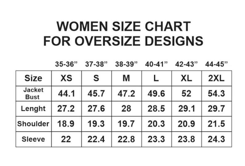 Puede incluir: Tabla de tallas en blanco y negro para dise&ntilde;os oversize de mujer. La tabla incluye medidas de contorno de pecho, largo, hombro y manga en cm, desde la XS hasta la 2XL.