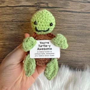 Handmade Turtle Crochet Doll with Positive Message, Cute Emotional Support Gift for Birthday, Positive Animal Doll, Motivational Gift Decor