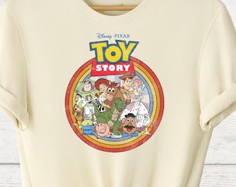 Camiseta arcoíris de Toy Story de Disney Pixar, camiseta a juego de Toy Story, camisetas de Toy Story de Pixar, camiseta vintage de Toy Story con retrato circular, camisetas de Toy Story