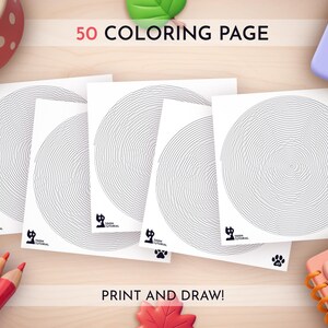 Peut inclure: Plusieurs pages &agrave; colorier avec un motif en spirale, accompagn&eacute;es de crayons de couleur, d'un ordinateur portable jouet et d'&eacute;l&eacute;ments d&eacute;coratifs. Le texte "50 COLORING PAGE" et "PRINT AND DRAW!" sont visibles. Th&egrave;me cr&eacute;atif et ludique.