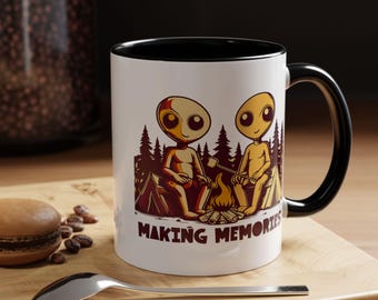Retro Alien Campfire Coffee Mug: Outdoor Adventure Gift