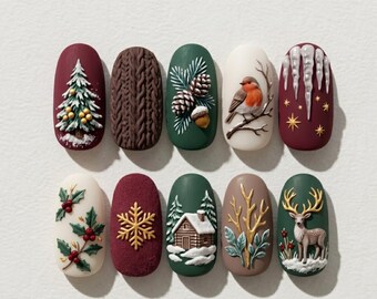 Weihnachts-Nageldesign mit Waldmotiv | 3D-Nagelkunst mit Rotkehlchen und Rentier | Verschneite Hütte, Tannenzapfen | Burgunderroter Pullover | Handgemachte Winternägel