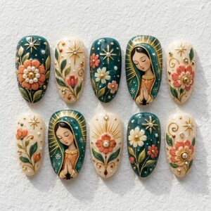 Uñas postizas florales de la Virgen María / Oración de Nuestra Señora de Guadalupe con flor de estrella dorada / Uñas postizas almendradas 3D color crema verde azulado