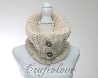 Chunky knit cowl - Chunky cowl - Knit cowl - Knit button cowl - Knit cowl scarf - Knit cowl neck - The Amsterdam - Neck warmer