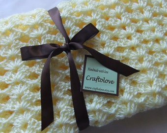 Baby Girl blanket - Crochet baby blanket Lemon Yellow Lacy Shell Car seat/stroller/travel blanket- Baby girl shower gift- Baby blanket girl