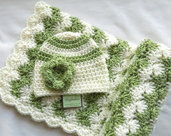 Crochet baby blanket- Baby Girl Shower Gift Set - Baby Girl Blanket -Off-white/Pistachio green Shell Waves and hat - Photography props
