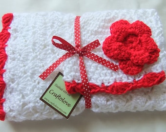 Baby Girl Shower Gift set - Baby Girl blanket - Crochet baby blanket White/Red Shells and  Rose Hat  - Photography props