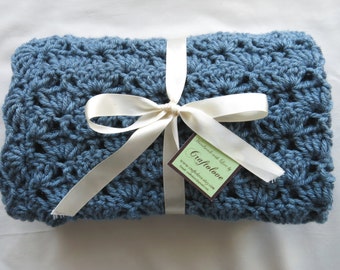 Crochet baby blanket - Baby Boy Blanket- Teal Blue Shells Stroller/Travel/Car seat blanket- Baby boy shower gift- Baby blanket