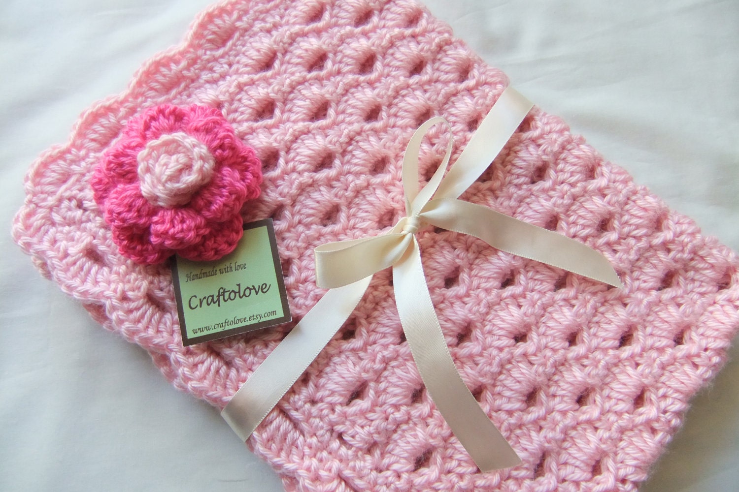 Girls Quilted Bow Patch Stroller blanket
