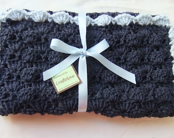 Crochet baby blanket - Baby blanket - Baby boy blanket Crib Size Navy Blue/Light Blue Shells blanket - Baby Boy shower gift