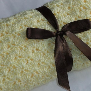 Baby Girl blanket Crochet baby blanket Lemon Yellow car seat/stroller/travel blanket Baby girl shower gift Crochet baby girl blanket image 4