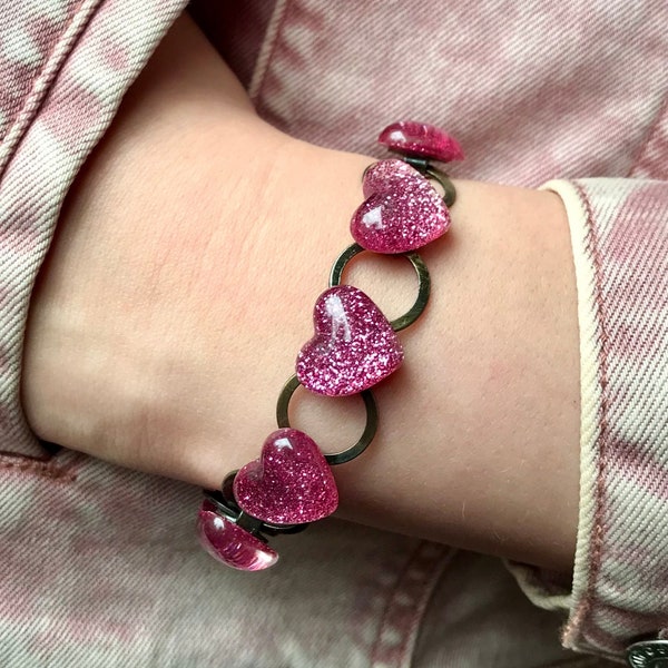 Glitter Hearts Link Women’s Bracelet, Valentine, Love and Friendship Bracelet, Vintage Style, Loop Bracelet, Red, Pink, Choice of Color