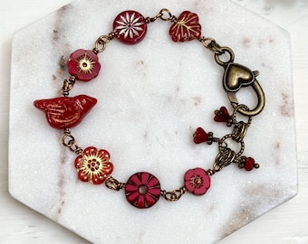 Cute Red Bird Czech Glass Women’s Beaded Bracelet, Chunky Bracelet, Vintage Style, Botanical Jewelry, Spring Birdie Jewelry, Gift for Her